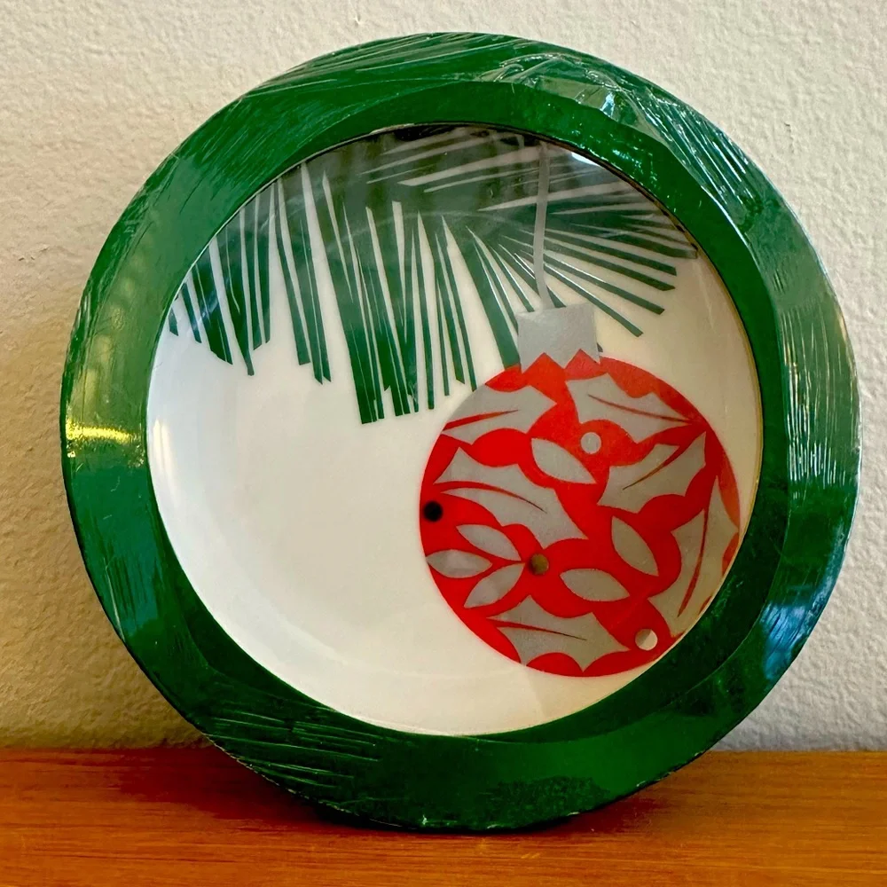 NIB - Crate&Barrel Ornament Plates - set of 4 - 7”